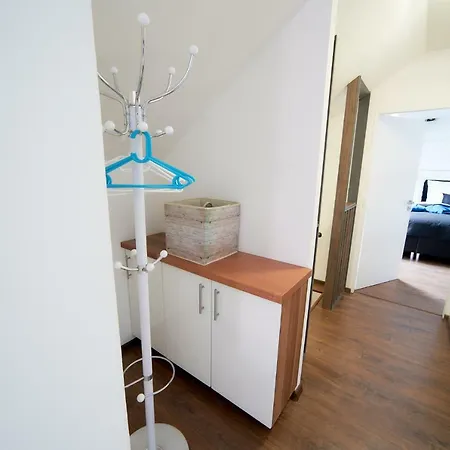 Bluestars Family * קרלובי וארי