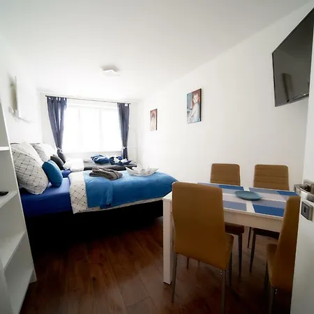 דירה Bluestars Family *