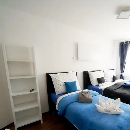 דירה Bluestars Family *