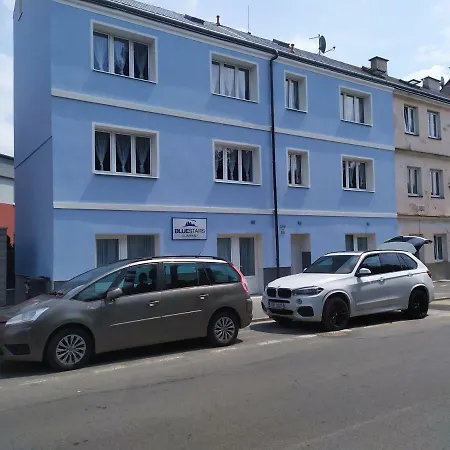 דירה Bluestars Family קרלובי וארי