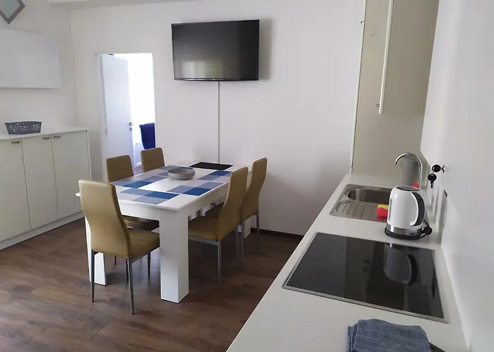 Bluestars Family Apartman