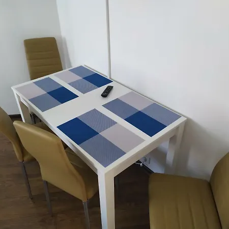 Bluestars Family Apartment
