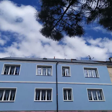 Bluestars Family Apartment